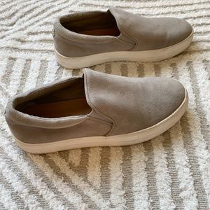 Steve Madden Gills Suede Slip On Platform Sneakers